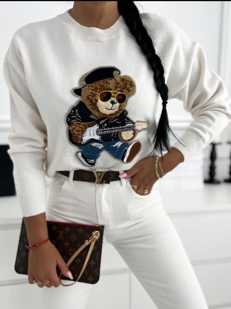 Warm jumper with teddy bear