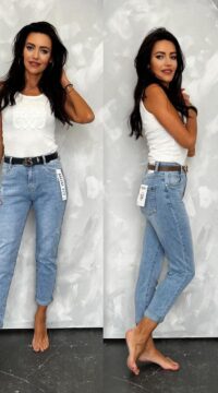 Super soft Mom Fit jeans with belt