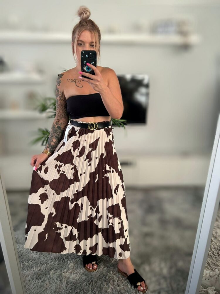 Pleated oreo zebra skirt